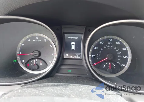 2015 Hyundai Santa Fe Sport 2.4L z USA, uszkodzony, nr VIN 5XYZTDLB6FG234181